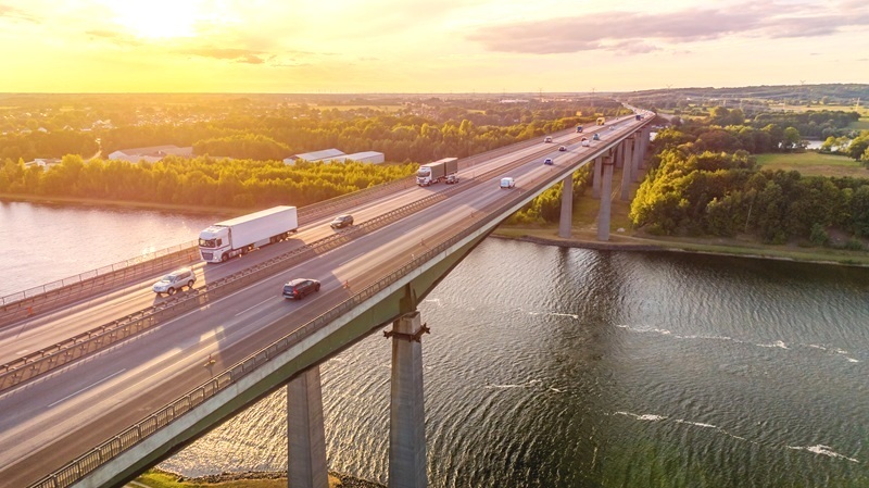 平田通商　ルート配送
